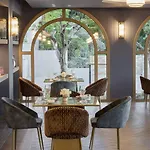 Marbella, Mar-bella Collection منتجع