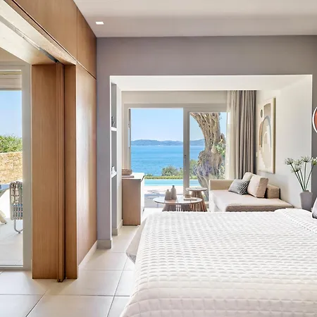 Marbella, Mar-bella Collection Resort 5*