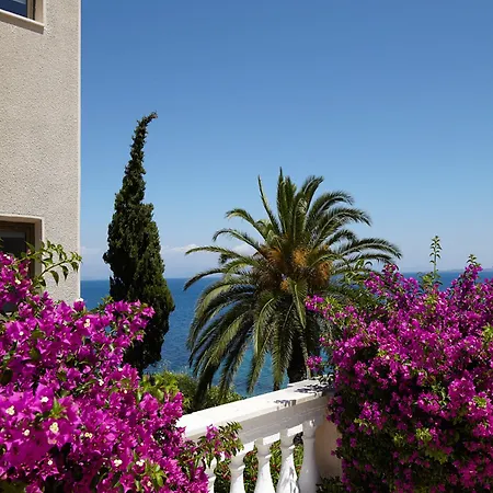 리조트 Marbella, Mar-bella Collection Agios Ioannis Peristerion