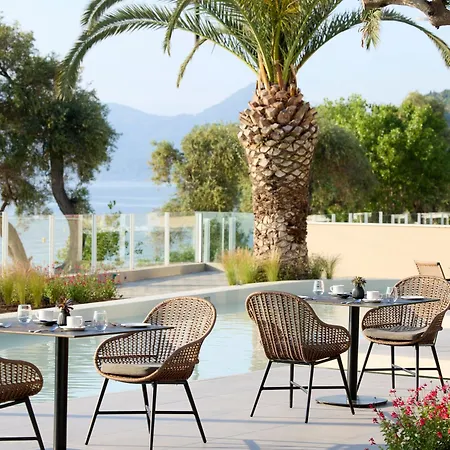 Marbella, Mar-bella Collection منتجع آغيوس يوانيس بيريستريون