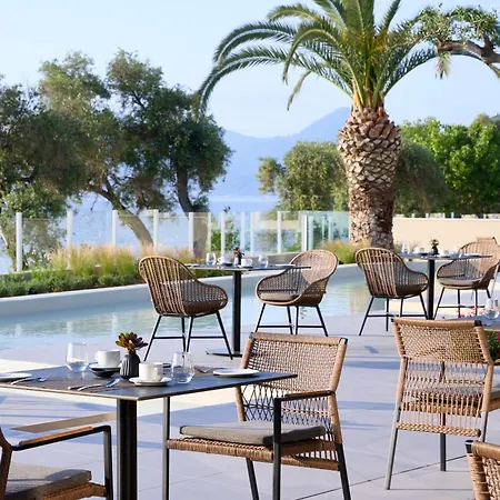 Marbella, Mar-bella Collection Resort