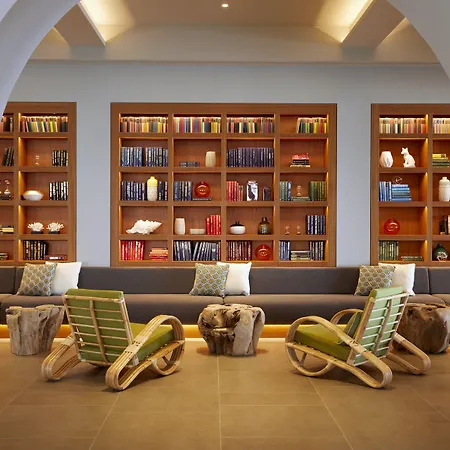 Marbella, Mar-bella Collection Агиос-Иоаннис-Перист