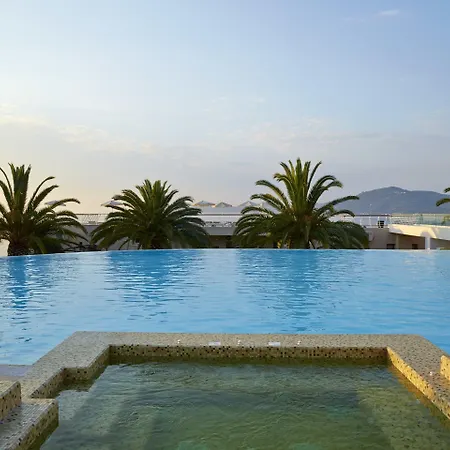 Курортный комплекс Marbella, Mar-bella Collection 5*