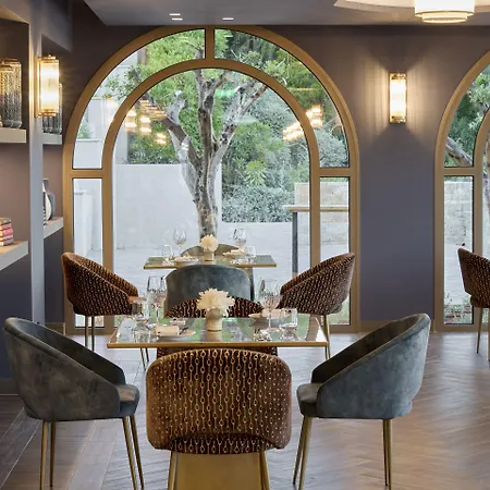Marbella, Mar-bella Collection 度假村