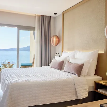 Marbella, Mar-bella Collection Resort