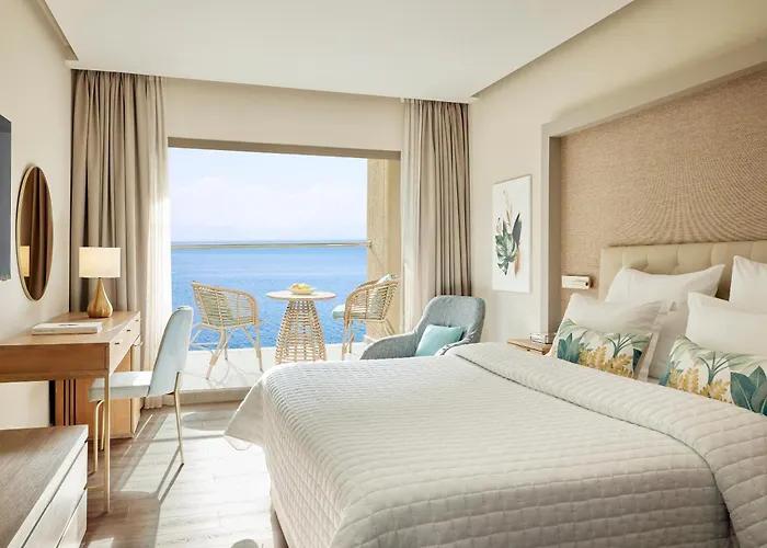 Marbella, Mar-bella Collection 5*