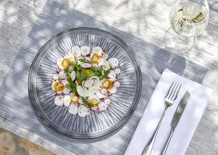 Marbella, Mar-bella Collection 5*